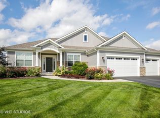 806 Bruce Dr, Hampshire, IL 60140