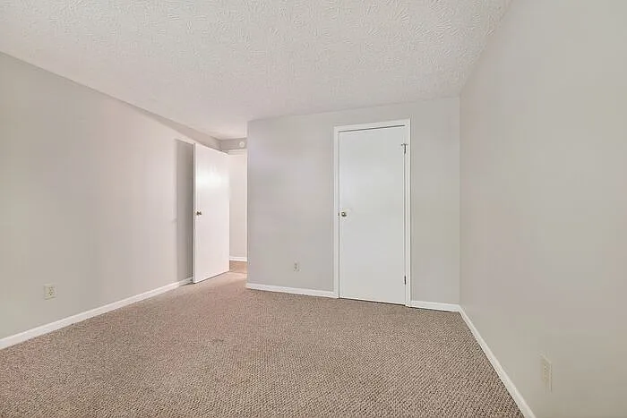 8134 Old Prairie Ct — Photo 20
