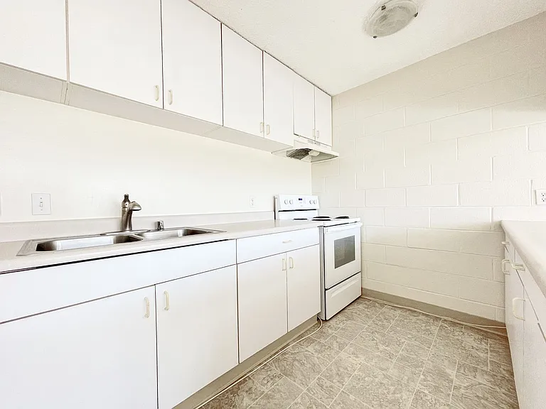 1687 Pensacola St #505 — Photo 3