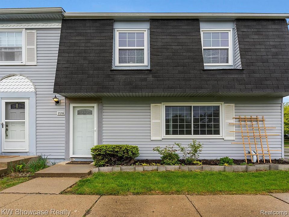 226 Aqueduct Dr, Walled Lake, MI 48390 Zillow