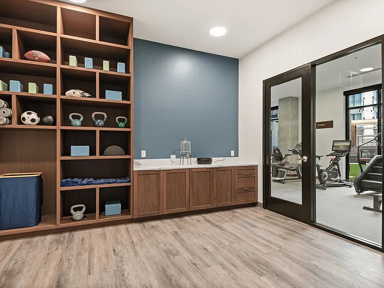 445 Park Commons — Photo 11