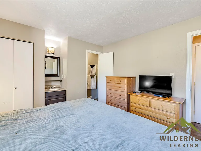9825 Ryan Gulch Rd #306B — Photo 18