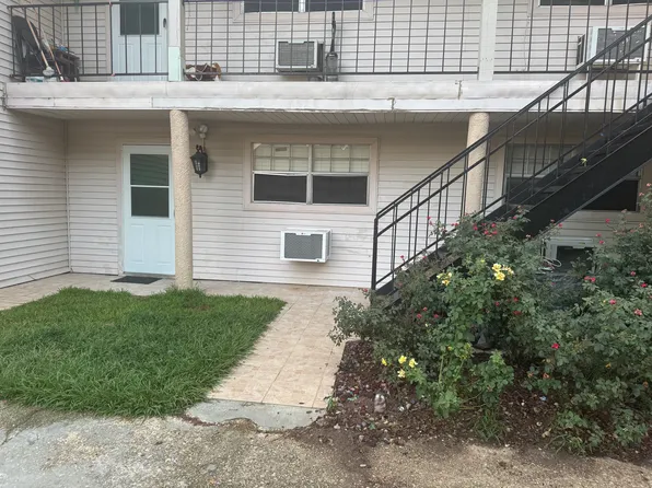 10945 Cherry Hill Ave #1, Baton Rouge, LA 70816