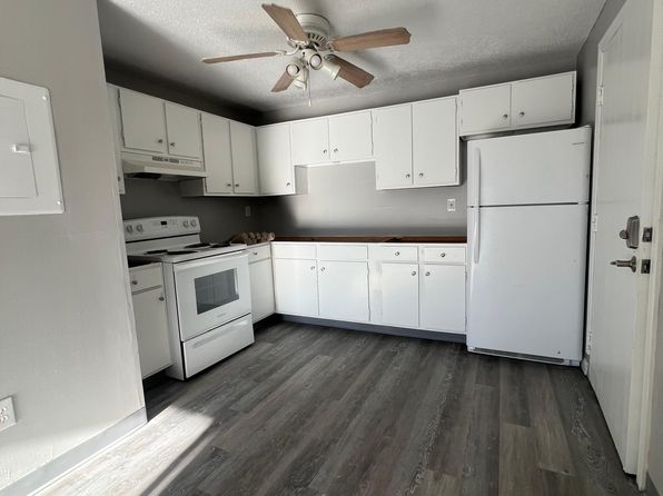 1375 Bodwell Rd APT 15