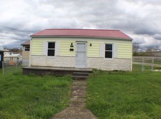 1027 11th St W, Huntington, WV 25704