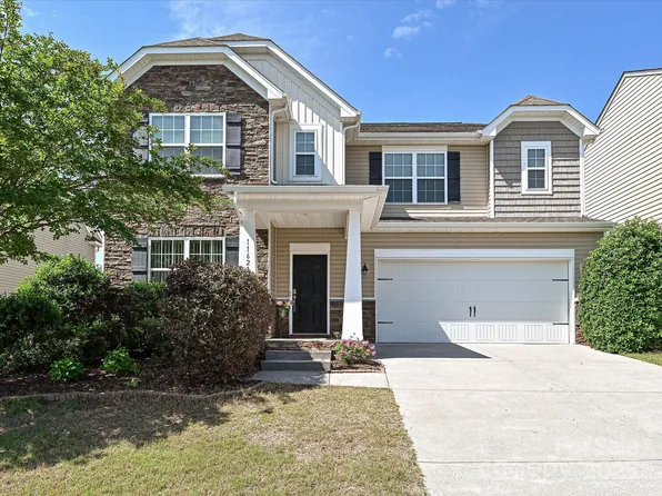 11621 Red Knoll Ln, Pineville, NC 28134