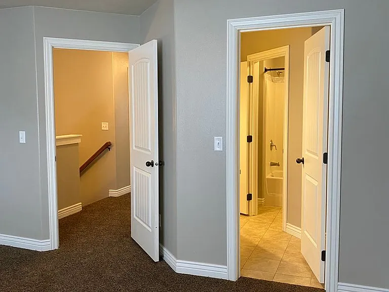 555 Countryside Ave — Photo 14