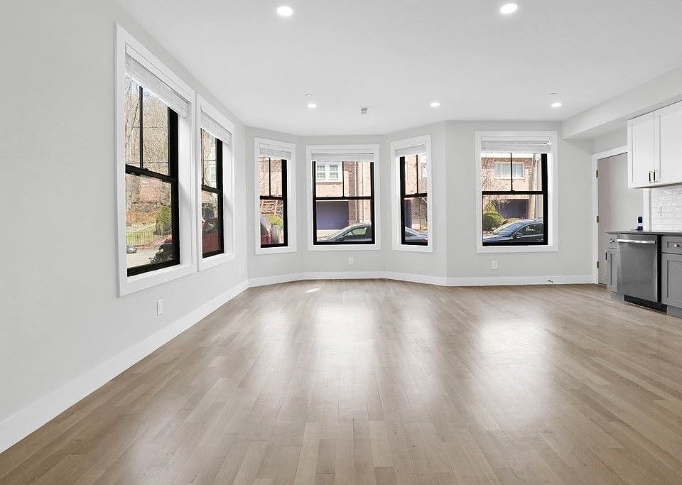 35 Leyden St APT 2, Boston, MA 02128 Zillow