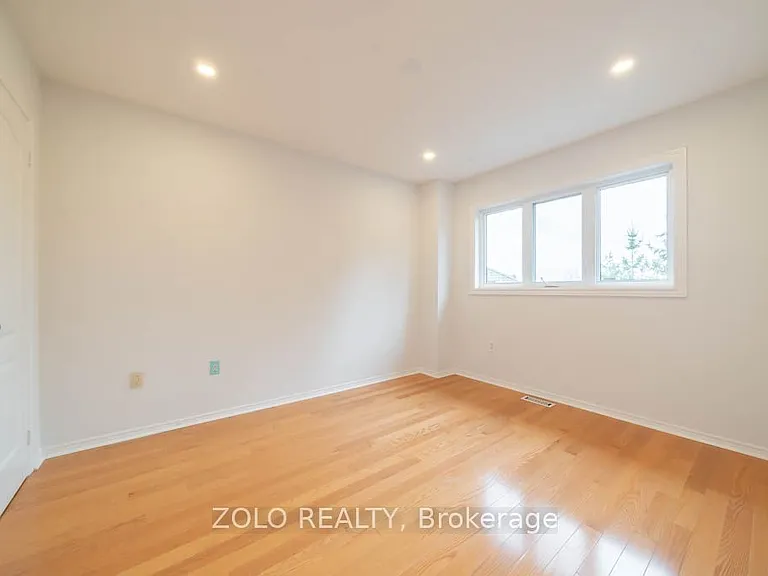 170 Widdifield Ave — Photo 19