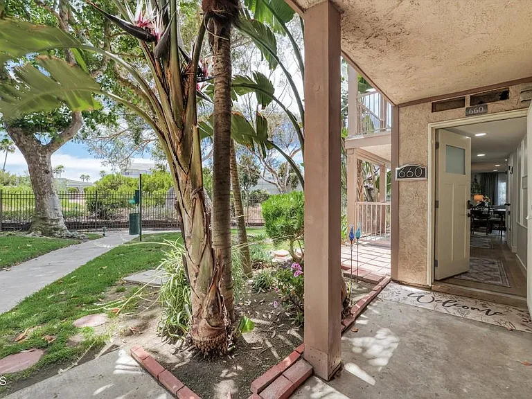 660 Sunfish Way — Photo 4