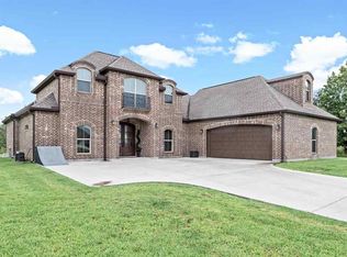 3930 Westchester Dr, Orange, TX 77630
