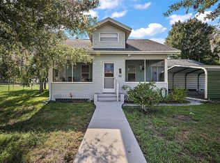 123 N Ingraham Ave, Tavares, FL 32778