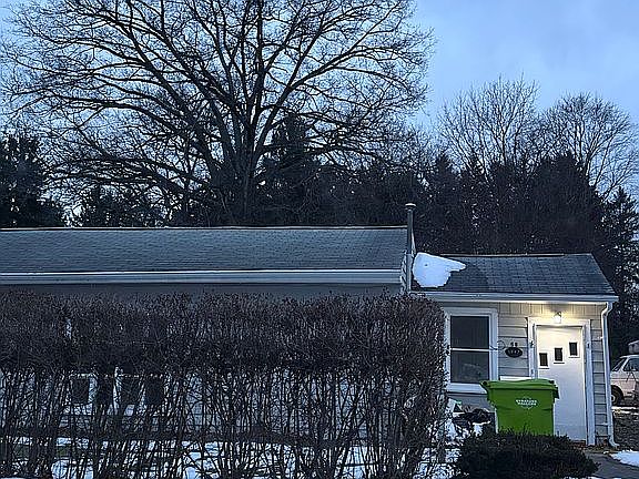 2nd image of 58 Cortland St