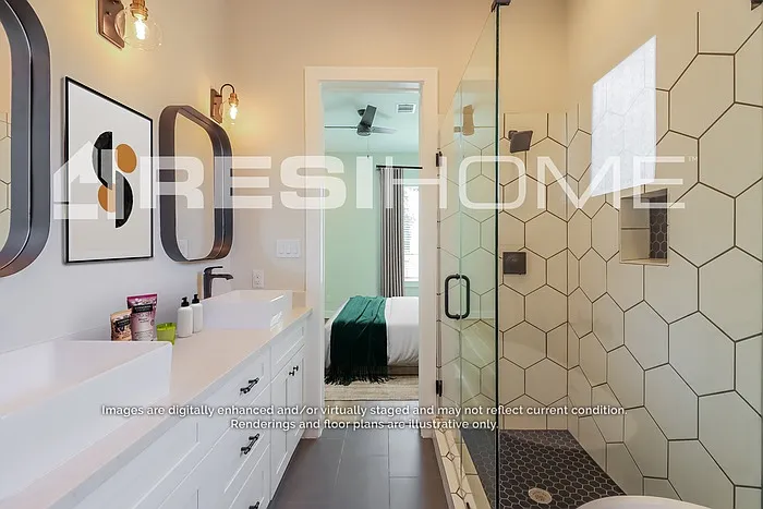 5722 Beall St #C — Photo 12