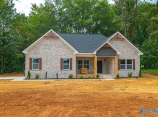 19967 Yarbrough Rd, Athens, AL 35613