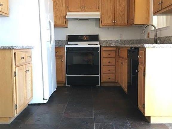 5th image of 8344 Carmen Blvd