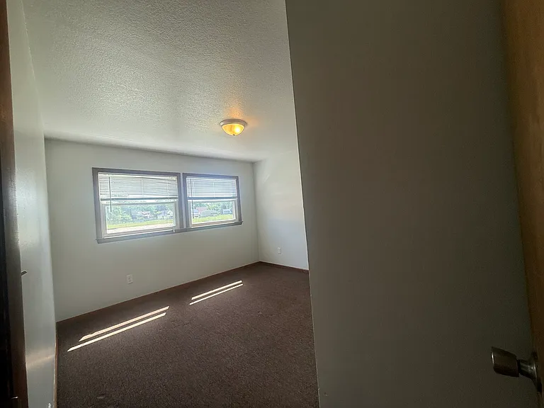 109 S Main St #5 — Photo 8