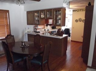 1053 E Circle Dr, Highland, WI 53543