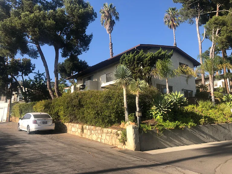 707 Colina Ln #B — Photo 19