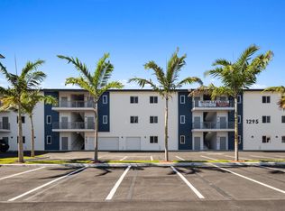1295 W 69th St #305, Hialeah, FL 33014