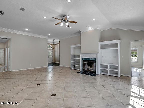 5th image of 1548 Harbour Club Dr