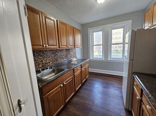 330 Laurel St UNIT 215, Hartford, CT 06105