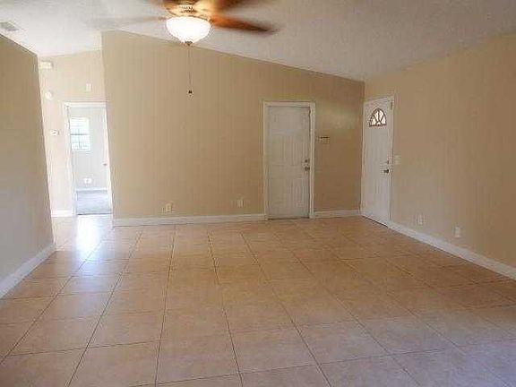 Living room, alternate angle