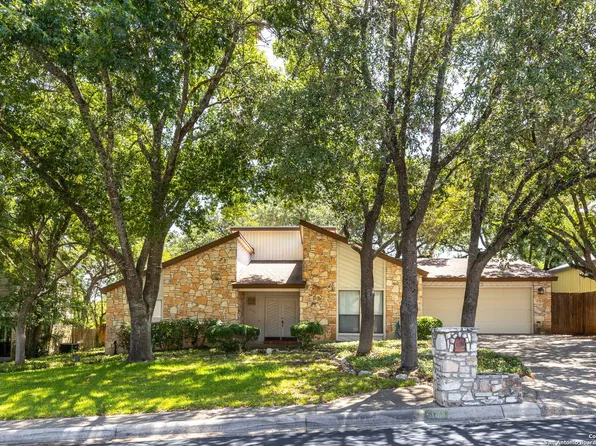 15611 Trail Bluff, San Antonio, TX 78247