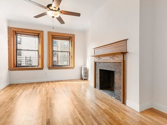 4th image of 228 W 138th St APT 3