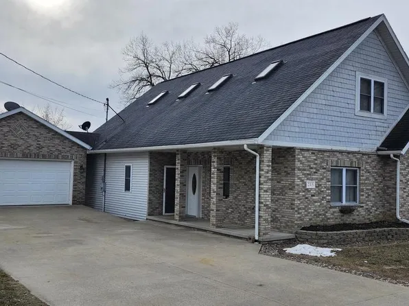 213 Morton Street, Pardeeville, WI 53954