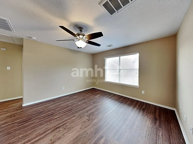 26881 Armor Oaks Dr — Photo 7
