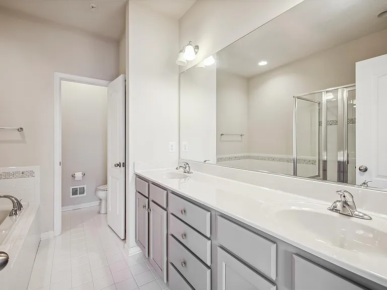 627 Quarterpath Way — Photo 15