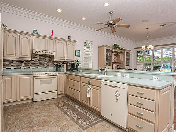 5th image of 3660 Cadbury Cir