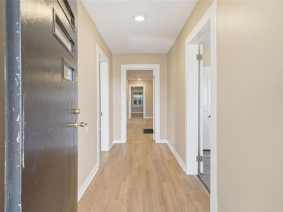 5th image of 3418 Refuge Rd