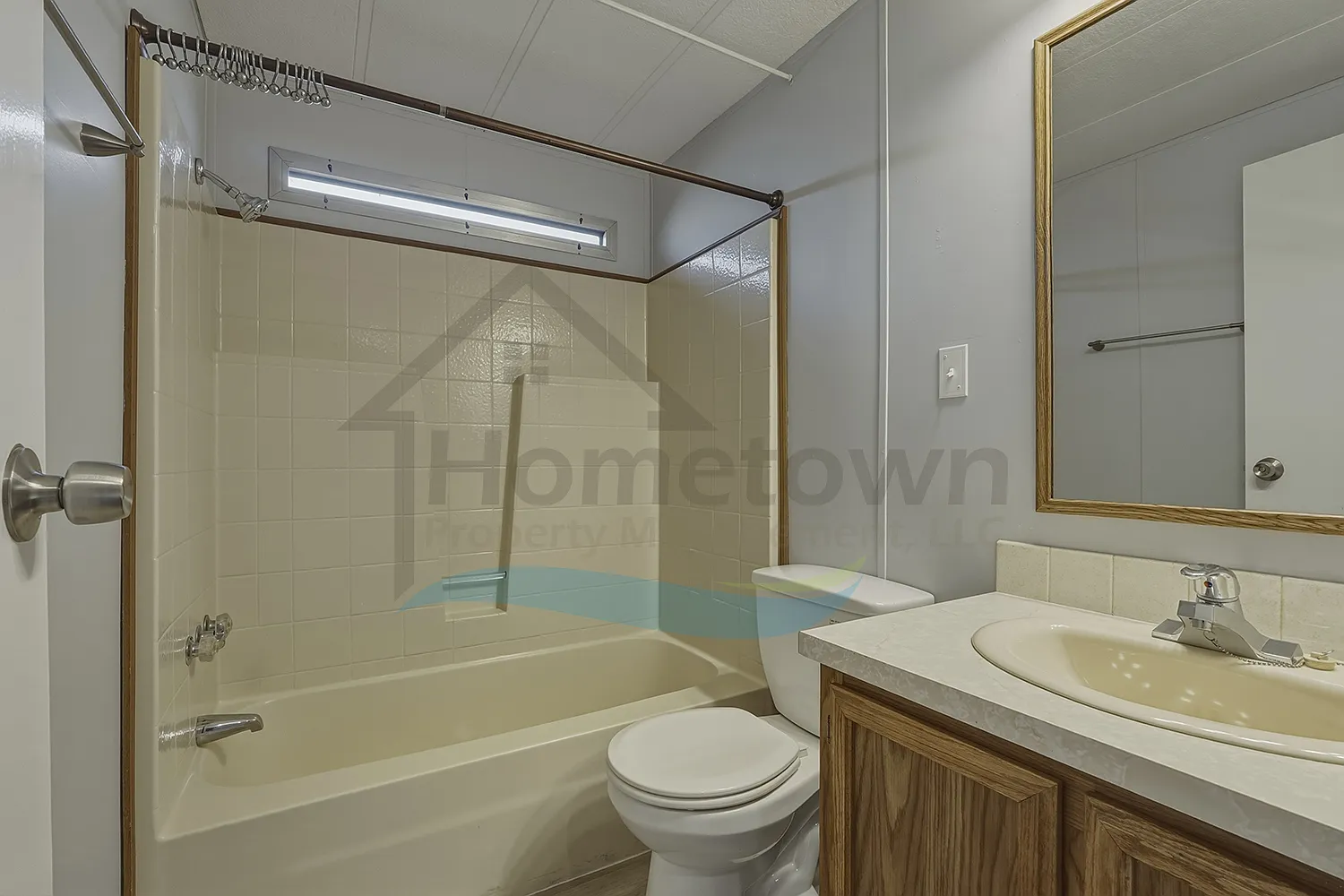 2 bed, 1100 sqft, $1,400 — Photo 3
