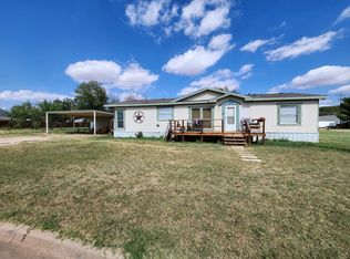 308 N 4th St, Coahoma, TX 79511
