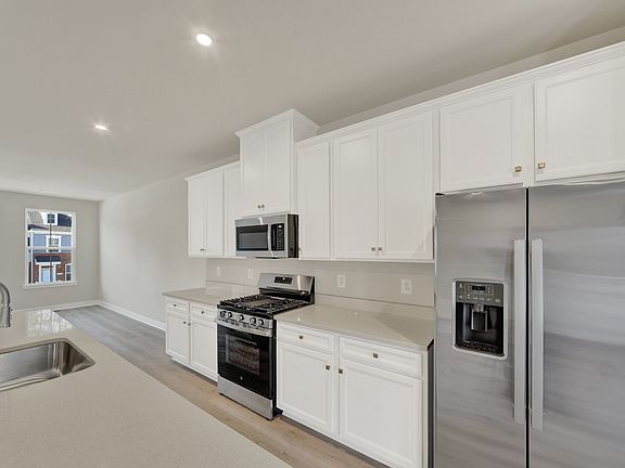 Cadence 1-Car Garage