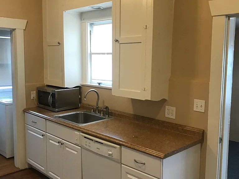 1338 N Euclid Ave — Photo 34