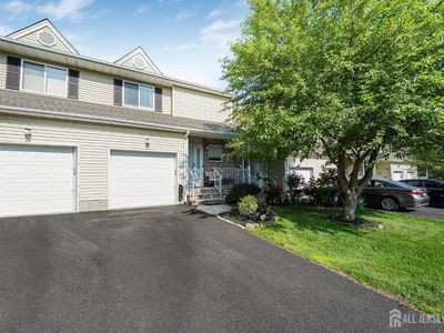 30 Forest Garden Dr, Matawan, NJ, 07747