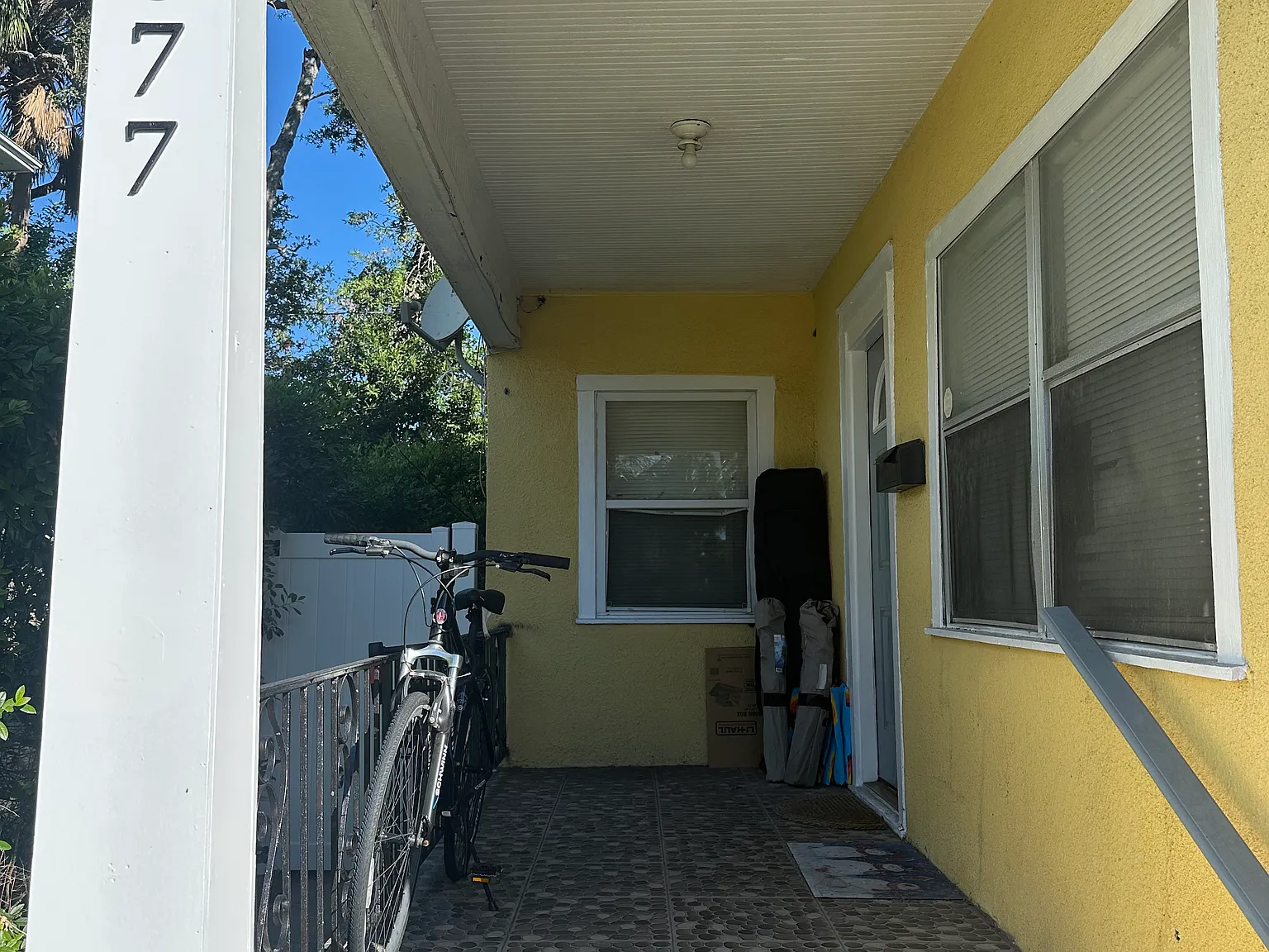 3 bed, 1462 sqft, $2,100 — Photo 2