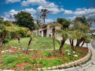 9193 Vista Entrada, Lakeside, CA 92040