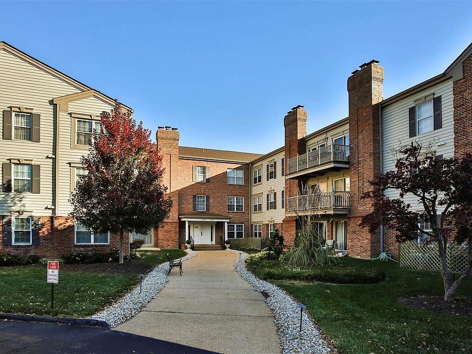 1st image of 12917 Portulaca Dr APT 326