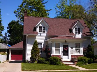 113 1st St, Romeo, MI 48065