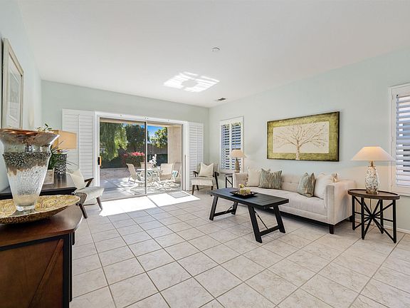 4th image of 78653 Rockwell Cir