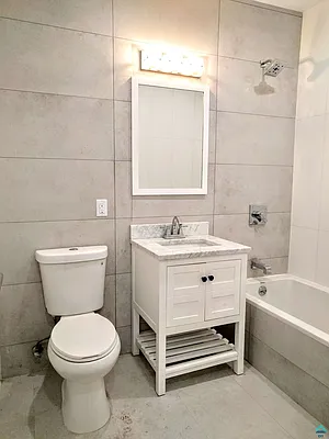 Rented by EXR | media 22