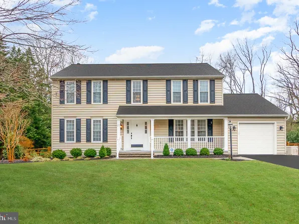 17 Dulaney Hills Ct, Cockeysville, MD 21030