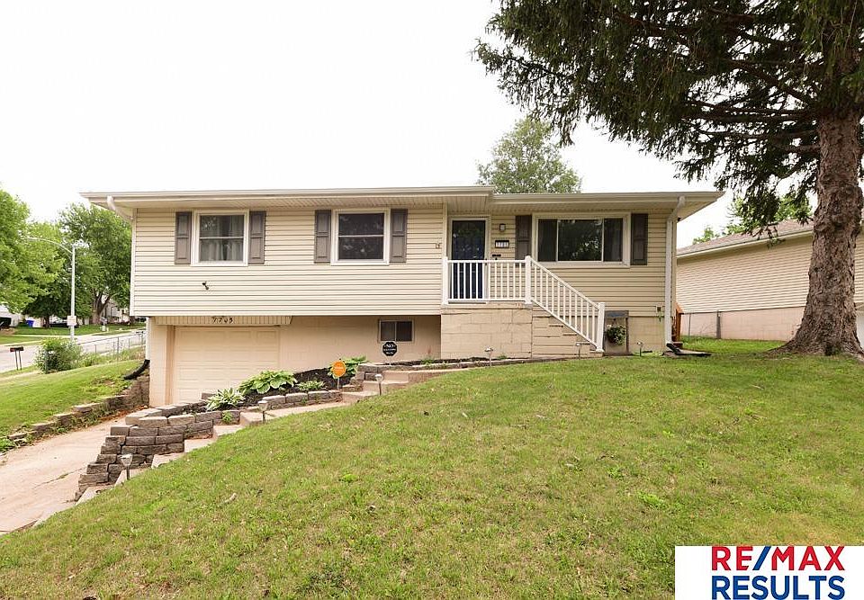 1st image of 7705 Edgewood Blvd