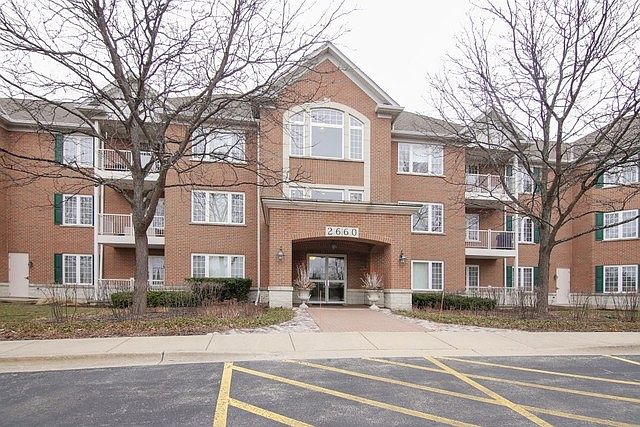 1st image of 2660 Summit Dr Unit 203