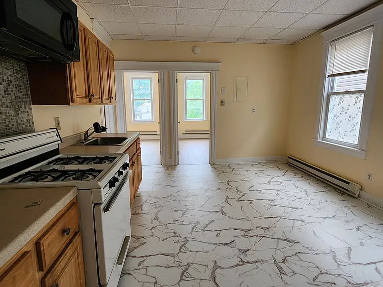17 W 15th St #4 — Photo 4