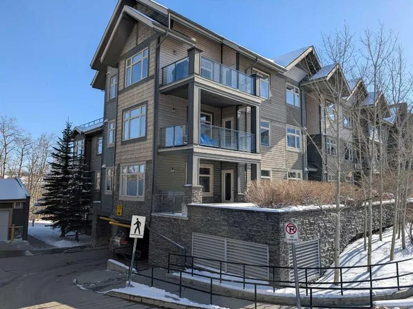 35 W Aspenmont Hts SW #203, Calgary, AB T3H 0E5